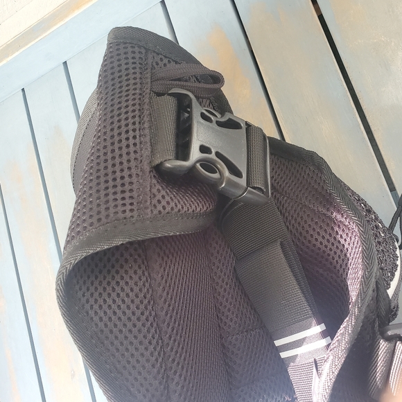 CAMELBAK Delaney Fit Hydration Waistpack Black EUC - Picture 4 of 5